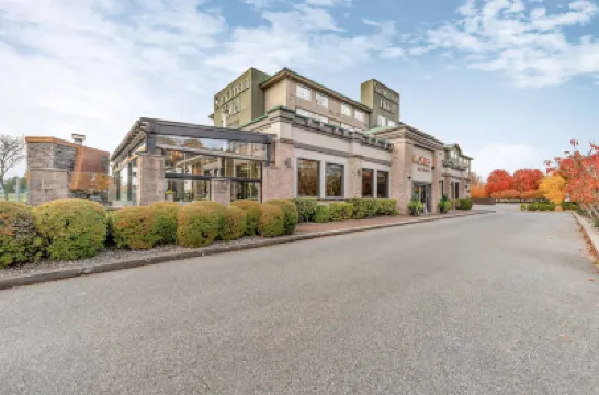Sandman Hotel Vancouver Airport Hotels near Bridgeport Skytrain Station