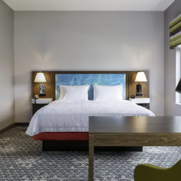 Hampton Inn & Suites Pittsburgh New Stanton