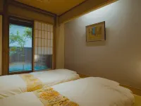 YATSUOSHIKI HOTEL Etchu-Yatsuo Otaya Các khách sạn gần JR Inotani Station