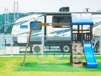 The Trailerhouse Village Yobuko Seaside Hotels in Genkai