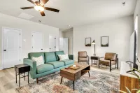 2BR Greer Condo: Pet-Friendly, King Beds, Fire Pit Hotels in Greer