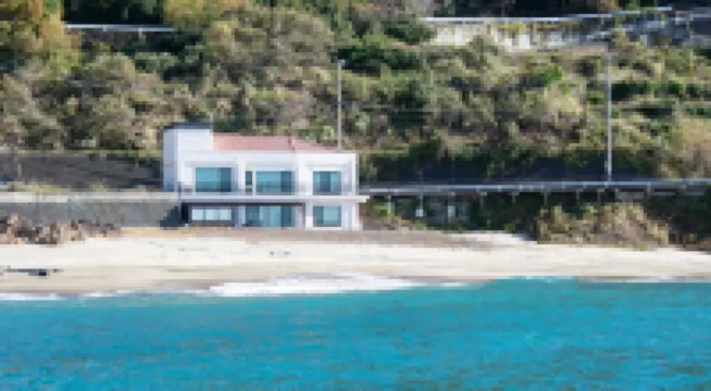 VACATION VILLA BLUE ARK