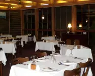 Banjo Paterson Motor Inn Hotels in Rosslea