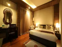 Costa Riviera Hotel