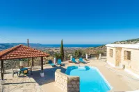 Villa Heaven Hotel di 