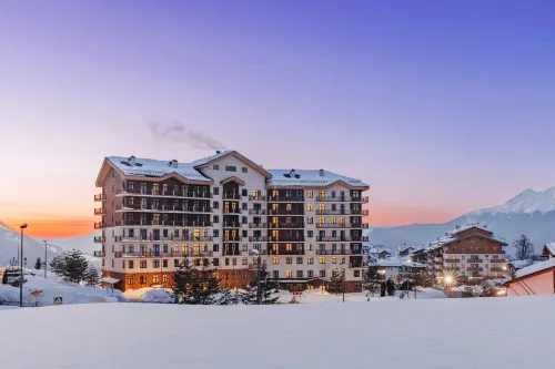 Filosofiya Gor, Korpus A Hotel Các khách sạn ở Estosadok