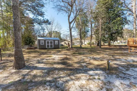 Cozy, King bed, Near the Beach