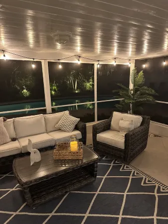 Tropical Paradise in Lighthouse