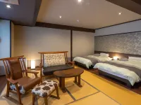 Kuhe Ryokan Отели рядом со станцией JR Tsuruoka station