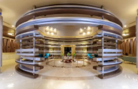 Titanic Royal-Families and Couples Only