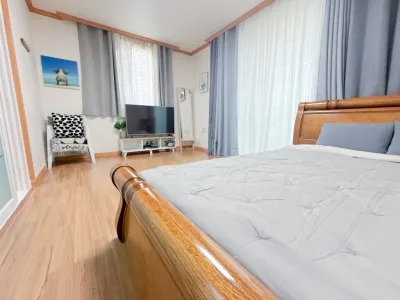 Uljin Haeoreum Pension Hotels near Seongnyugul Cave