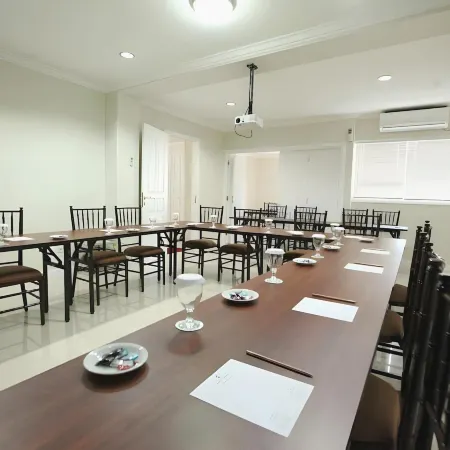 Noola Inn Hotel Bogor