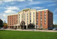 Courtyard Hamilton Hotels near Meijer