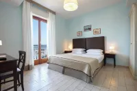 Sea Breeze Residence Hotels in Massa Lubrense