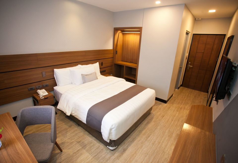 Embassy Hotel
