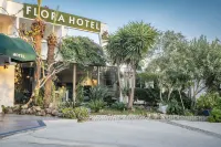 Flora Hotel فنادق في غومبيت