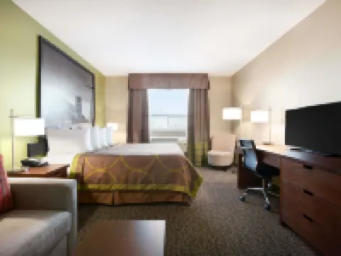 Super 8 by Wyndham Regina Hotels in Regina