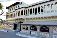 夏希宮飯店 Churi Ajitgarh住宿飯店