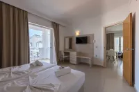 Aegean Blu Hotel & Apartments