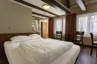 A-Train Hotel - 3-Star