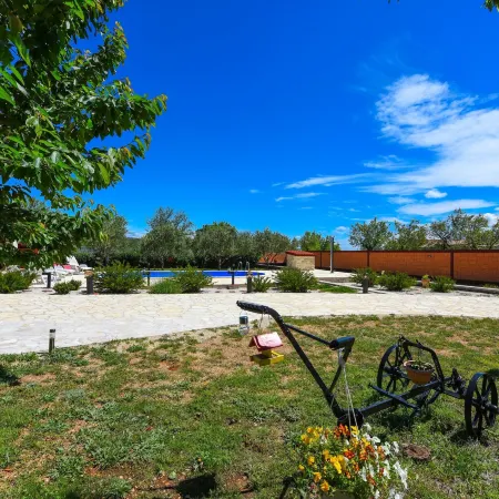 Villa Ivana Zadarvillas Отели в г. Лисичић