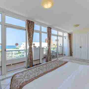 Flamingo Suites Boutique Hotel Rooms