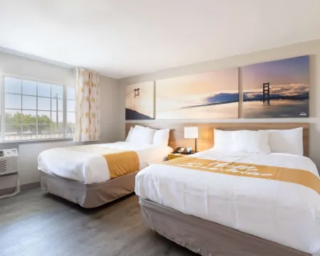 雷德布拉夫戴斯酒店 雷德布拉夫酒店