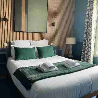 Hôtel et restaurant des Pins Rooms