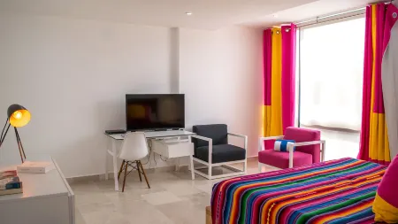Siaan Betine 4Br Deluxe Pdc