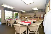 Days Inn by Wyndham Mountain View - Bữa sáng