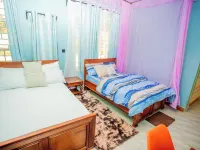 Volunteer Hostel Hotels in Moshi