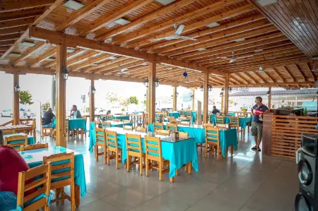 BeyazmotelRestaurant Отели в г. Ayas Mahallesi