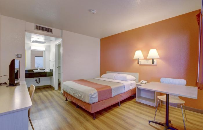 Motel 6 Corona, CA - Norco