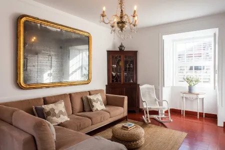 Central Ericeira Apartment with Lift Отели рядом с достопримечательностью «Ermida de São Sebastião»