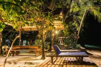 Patrick's on the Beach Resort - Airport Shuttle