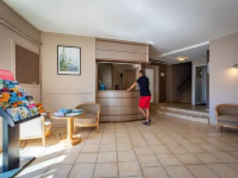 Hotel de la Gare Hotels in Indre