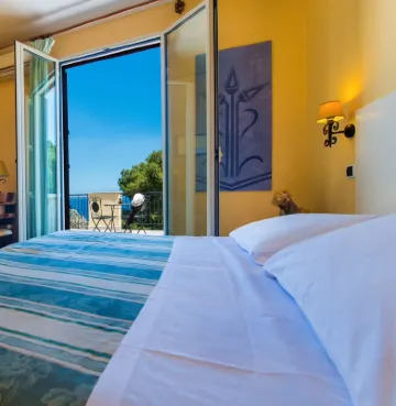 Jonic Hotel Mazzarò Hoteles cerca de Playa de Spisone