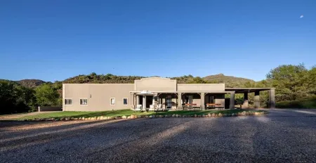 Wildehondekloof Game Lodge