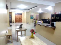 The Yellow House Hotel a Baclayon