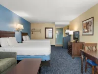 Coastal Palms Inn and Suites Hotels near Northside Park