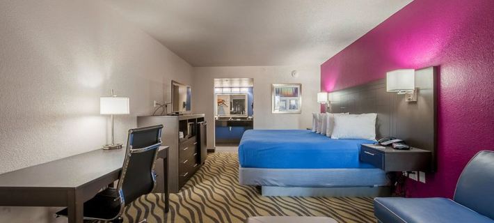 Stratford House Inn Hotels in Edmond