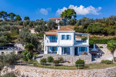 Villa Avaton with Magnificent Sea View and Skopelos Town