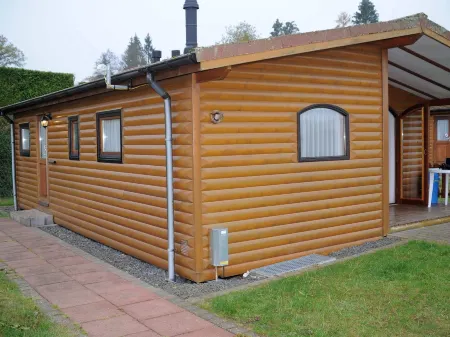 Chalet in Gerolstein Near Forest Trails Отели в г. Герольштайн