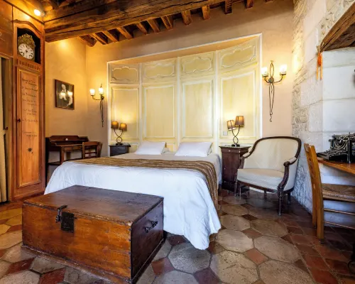 Hôtel de La Beursaudiere Hotels in Yonne