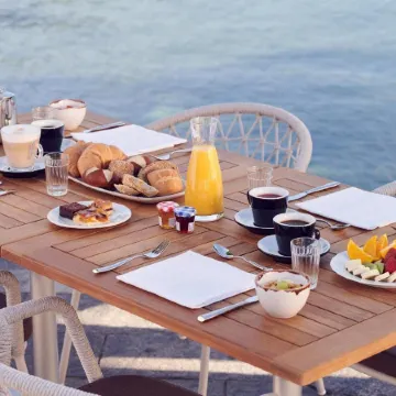 Piazza Ascona Hotel & Restaurants