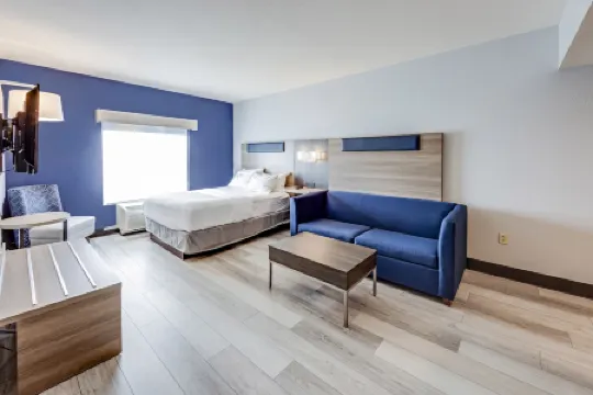 Holiday Inn Express & Suites COLUMBUS OSU-MEDICAL CENTER by IHG