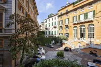 La Finestra Sul Cortile di Via Roma by Wonderful Italy - Airport Shuttle