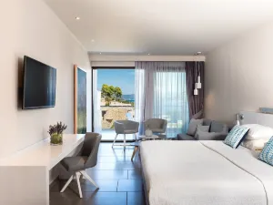 Kassandra Bay Resort, Suites & Spa