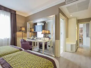 Popular 4-Star Select Hotels in Verona
