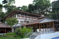 레젠타 리조트 사클레스푸르 Shri Chamundeshwari Tayi Devasthana 주변 호텔